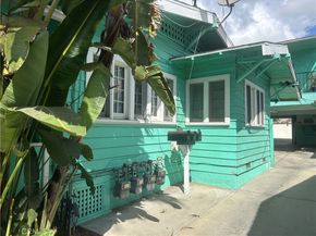 4727 Oakwood Avenue, Los Angeles CA 90004