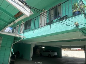 4727 Oakwood Avenue, Los Angeles CA 90004