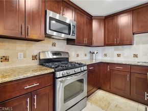 17147 Vintage, Northridge CA 91325