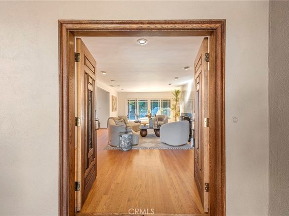 22548 Waterbury Street, Woodland Hills CA 91364