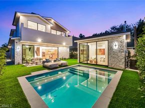 4825 Forman Avenue, North Hollywood CA 91601