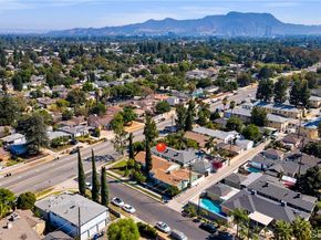 6153 Clybourn Avenue, North Hollywood CA 91606