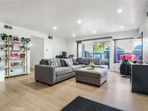 5700 Etiwanda 105, Tarzana CA 91356
