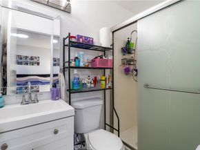5700 Etiwanda 105, Tarzana CA 91356