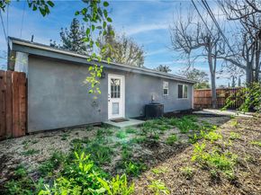 7417 Alabama Avenue, Canoga Park CA 91303