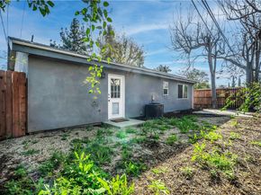 7417 Alabama Avenue, Canoga Park CA 91303