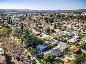 7417 Alabama Avenue, Canoga Park CA 91303