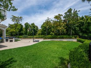 9506 Hunt Club, Chatsworth CA 91311