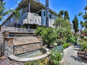 2015 Chariton, Los Angeles CA 90034