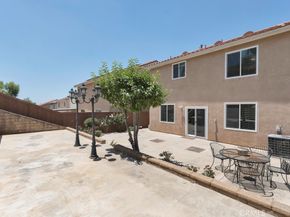 13254 La Tierra Way, Sylmar CA 91342