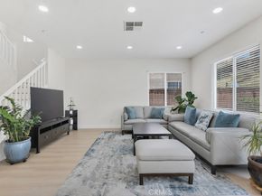 13254 La Tierra Way, Sylmar CA 91342