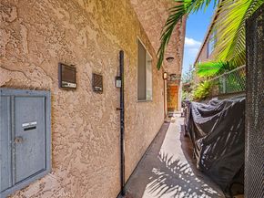 2008 Canal, Venice CA 90291