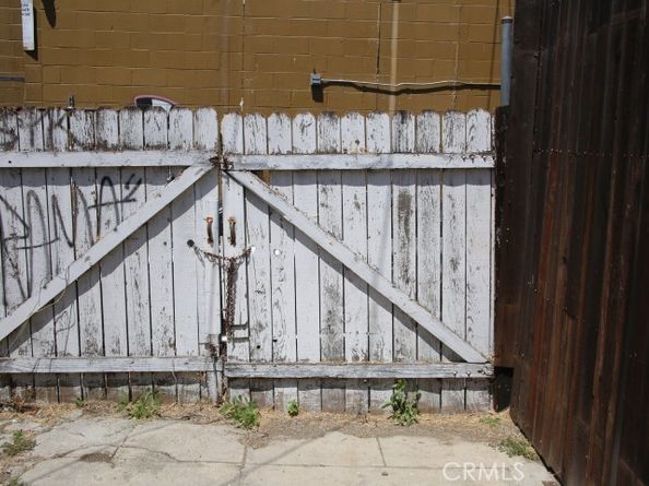 1301 N McCadden Place, Los Angeles CA 90028