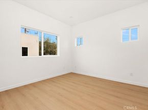 642 E Fairview Boulevard, Inglewood CA 90302