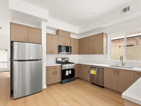 642 E Fairview Boulevard, Inglewood CA 90302