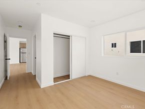 642 E Fairview Boulevard, Inglewood CA 90302