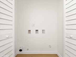 642 E Fairview Boulevard, Inglewood CA 90302