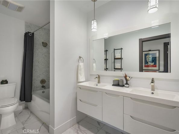 9841 Donna Avenue, Northridge CA 91324