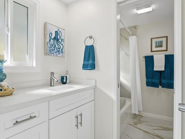 23005 Nadine Cir B, Torrance CA 90505