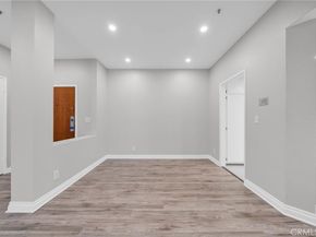 2559 Plaza Del Amo 215, Torrance CA 90503