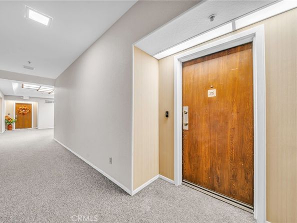 2559 Plaza Del Amo 215, Torrance CA 90503