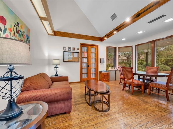 2559 Plaza Del Amo 215, Torrance CA 90503