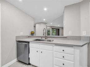 2559 Plaza Del Amo 215, Torrance CA 90503