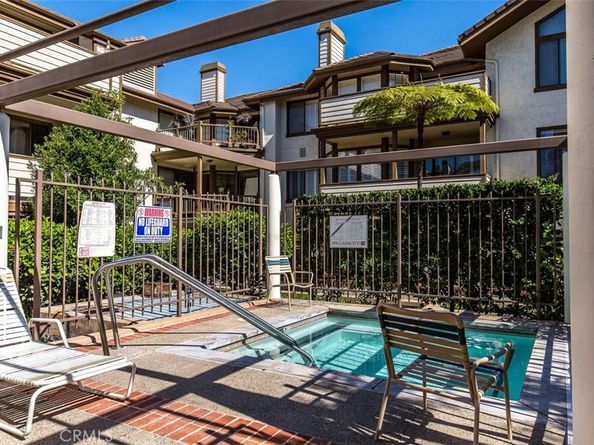 2559 Plaza Del Amo 215, Torrance CA 90503