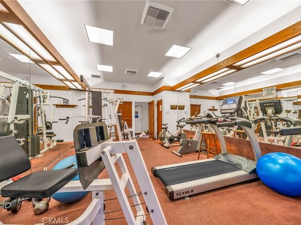 2559 Plaza Del Amo 215, Torrance CA 90503