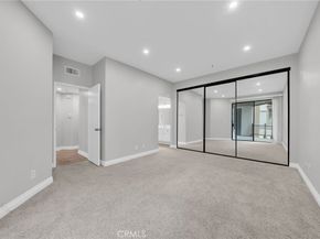 2559 Plaza Del Amo 215, Torrance CA 90503