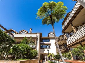 2559 Plaza Del Amo 215, Torrance CA 90503