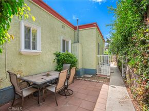 1836 Euclid Street, Santa Monica CA 90404