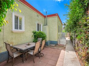 1836 Euclid Street, Santa Monica CA 90404