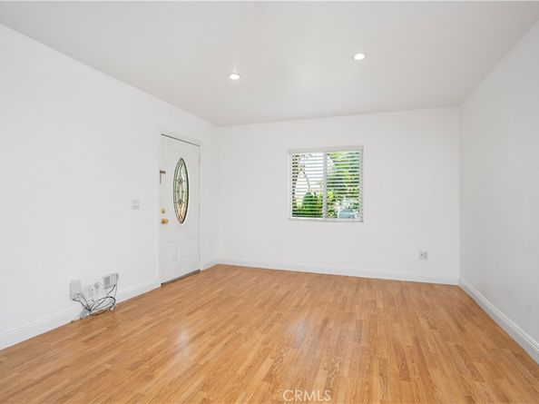 1836 Euclid Street, Santa Monica CA 90404