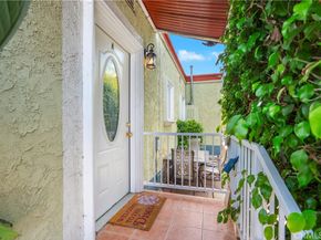 1836 Euclid Street, Santa Monica CA 90404