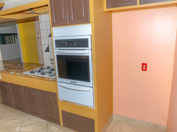 6210 S Corning, Ladera Heights CA 90056