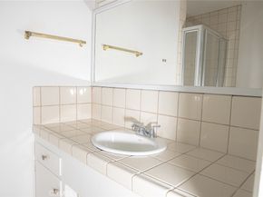 6210 S Corning, Ladera Heights CA 90056