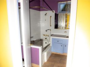 6210 S Corning, Ladera Heights CA 90056