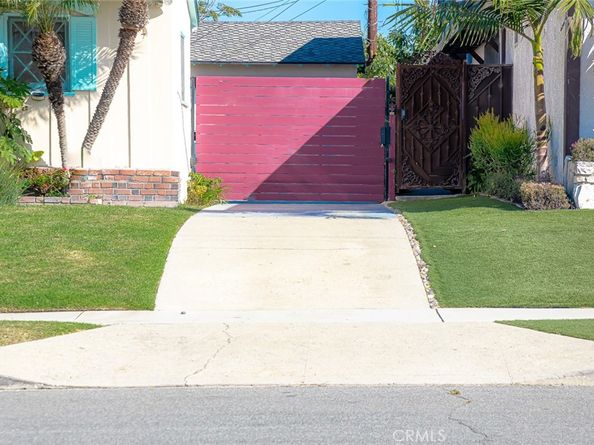 6210 S Corning, Ladera Heights CA 90056