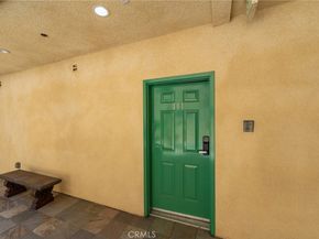 3061 W 12th Place 101, Los Angeles CA 90006