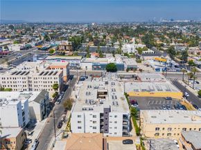 3061 W 12th Place 101, Los Angeles CA 90006