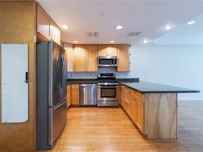 3061 W 12th Place 101, Los Angeles CA 90006