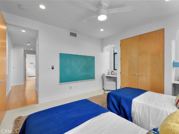 1635 19th Street, Manhattan Beach CA 90266