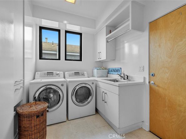 1635 19th Street, Manhattan Beach CA 90266