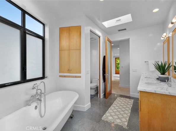 1635 19th Street, Manhattan Beach CA 90266