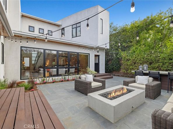 1635 19th Street, Manhattan Beach CA 90266