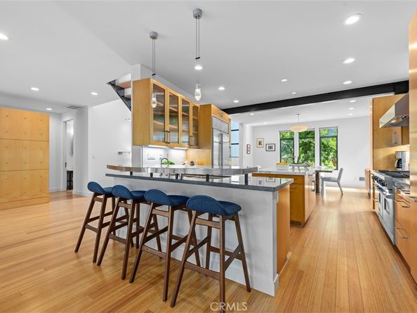1635 19th Street, Manhattan Beach CA 90266
