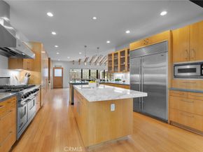 1635 19th Street, Manhattan Beach CA 90266
