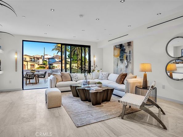 505 17th Street, Huntington Beach CA 92648
