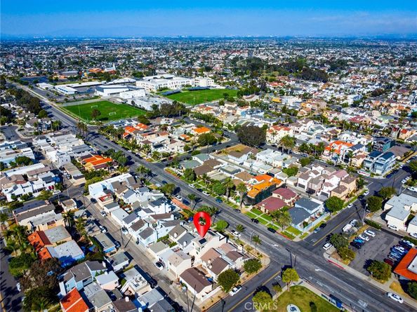 505 17th Street, Huntington Beach CA 92648